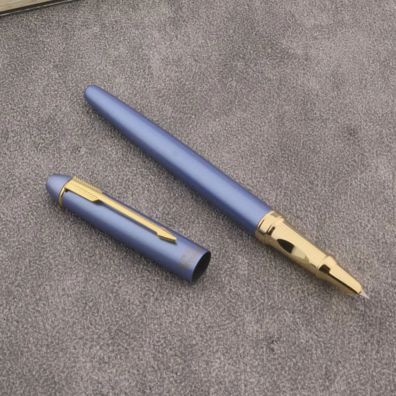 金属製の万年筆,ペン,ファッショナブル,ゴールデン,学生,オフィス,文房具,1ユニット