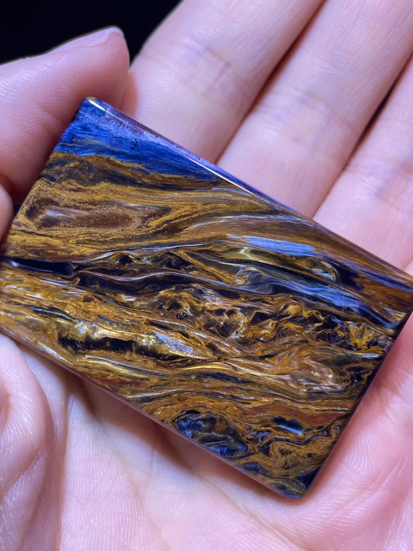 

Natural Pietersite Stone Pendant For Women Lady Men Healing Crystal Blue Yellow Namibia Gemstone 49x32mm Beads Jewelry AAAAA