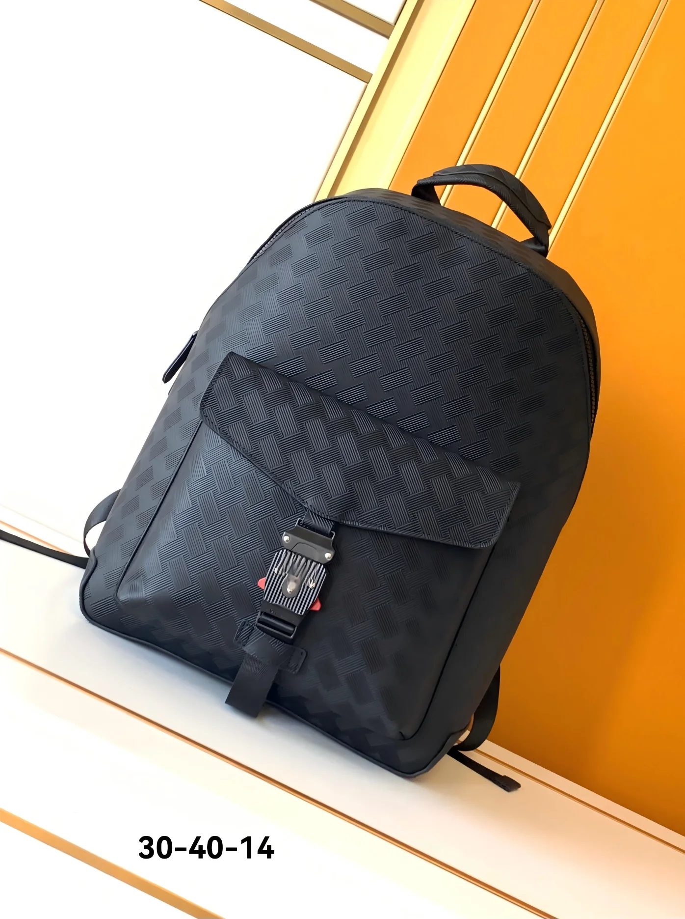 

Bag Top-Grain Leather Backpack for Men, Classic Craftsmanship Series with Premium Hardware