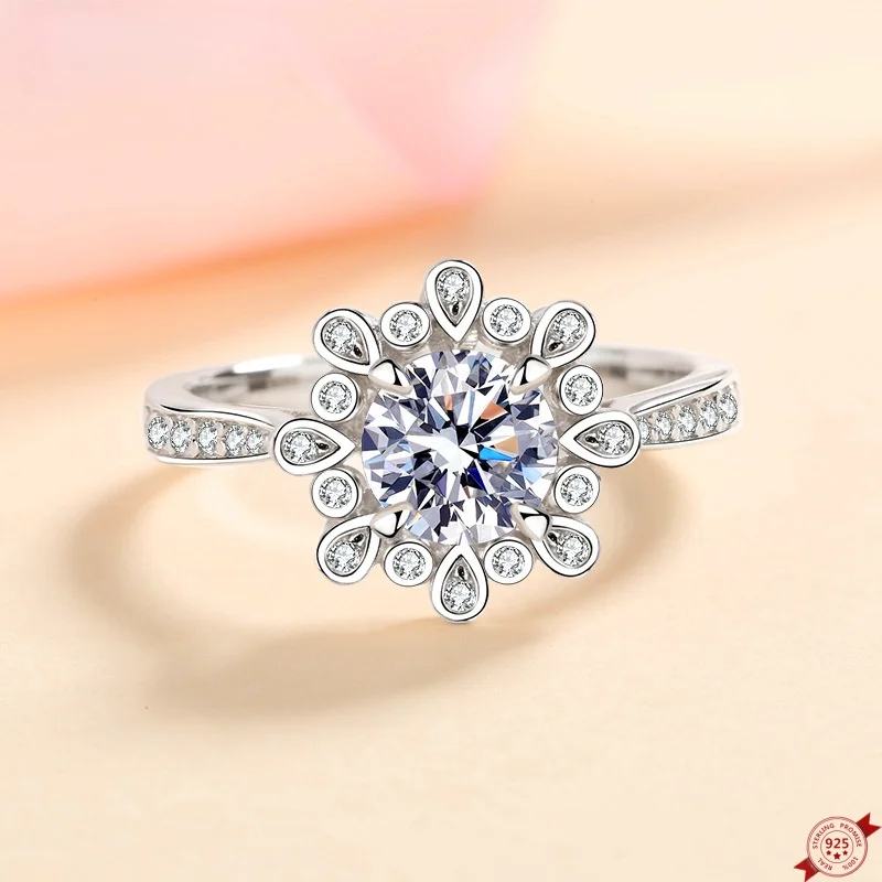 

1.0ct Moissanite S925 Silver Rings for Women Plated Platinum Lotus Seedpod Wedding Diamond Band Trendy Jewelry Wholesale