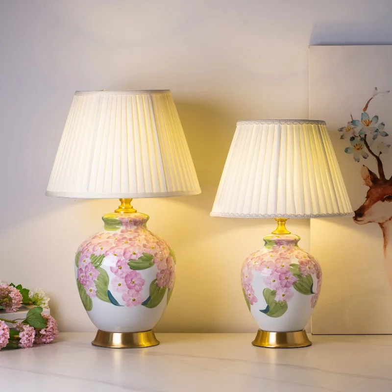 Hand-painted Hydrangea Ceramic Table Lamps Pleated Fabric Shade Retro Luxury Bedside Bedroom Living Room Hotel Hall Decor Lights