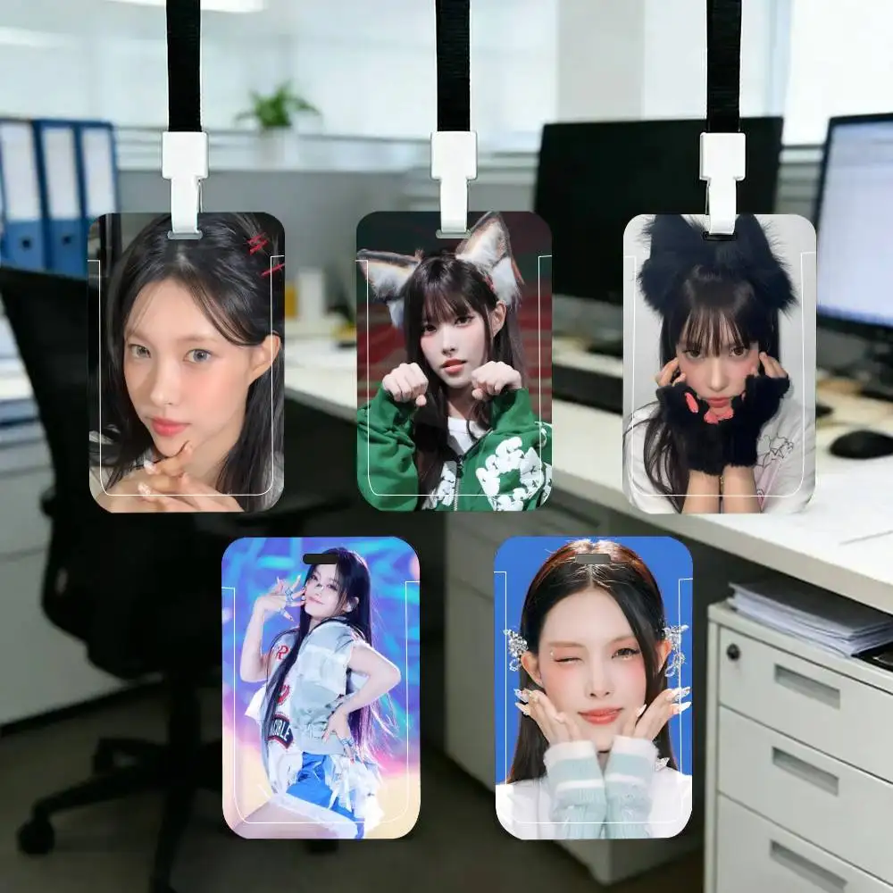 YUNAH Kpop ID Card Holder Neck Strap Pendant Door Badge Holder Lanyards Keychain Work Credential Case Gift