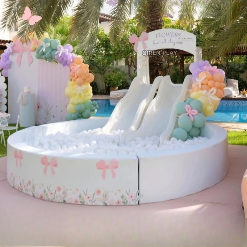 

Wholesale Softplay Ball Pit Kids Outdoor Playground Set Cheap White Indoor Toddlers Soft Play Equipment