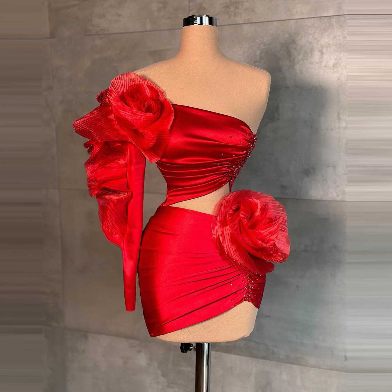 Luxury Red Short Floral Evening Dresses One Shoulder Long Sleeves Ruffles Mini Length Mini Length Satin Prom Dressing Gown