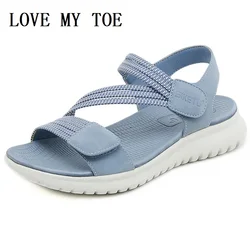 Sandały damskie letnie 2024 Casual antypoślizgowe PU Comfort lekkie elastyczne miękkie MD 4cm buty na koturnie wysokie obcasy buty na plażę kobiety