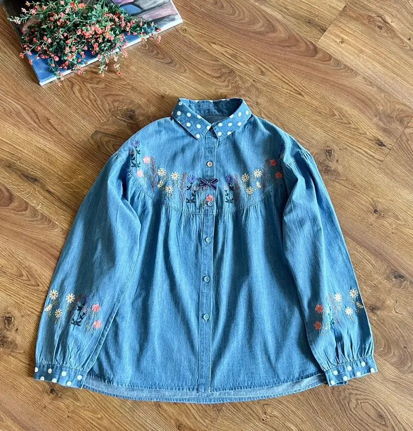 2025 Vintage denim shirts and blouses women autumn Korean fashion long sleeve flowers embroider jean shirts boho tops