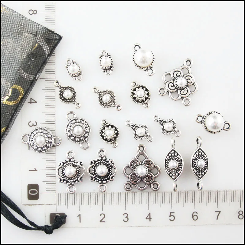 Fashion New Star Crown Eye Flower Round Charms White Plastic Pendants Connectors Tibetan Silver Plated