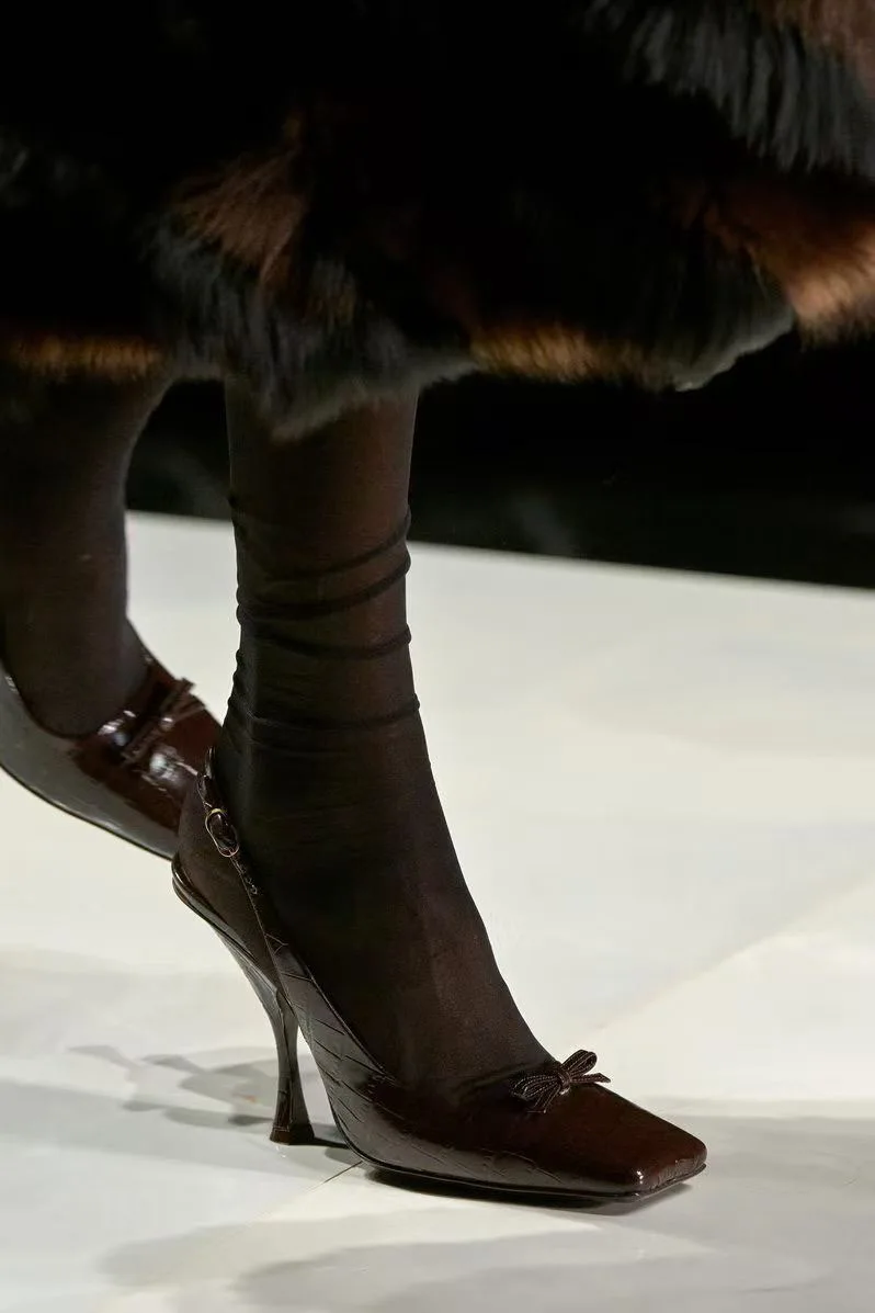 

2026 Spring/Summer New Women's Black Patent Leather High Heels Square Toe Slingback Bow Decor Sexy Evening High Heels