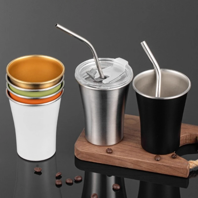 كوب تخييم محمول من الفولاذ المقاوم للصدأ - كوب خفيف الوزن ومتين للتخييم وحقائب الظهر والنزهات والقهوة الساخنة والبيرة الباردة