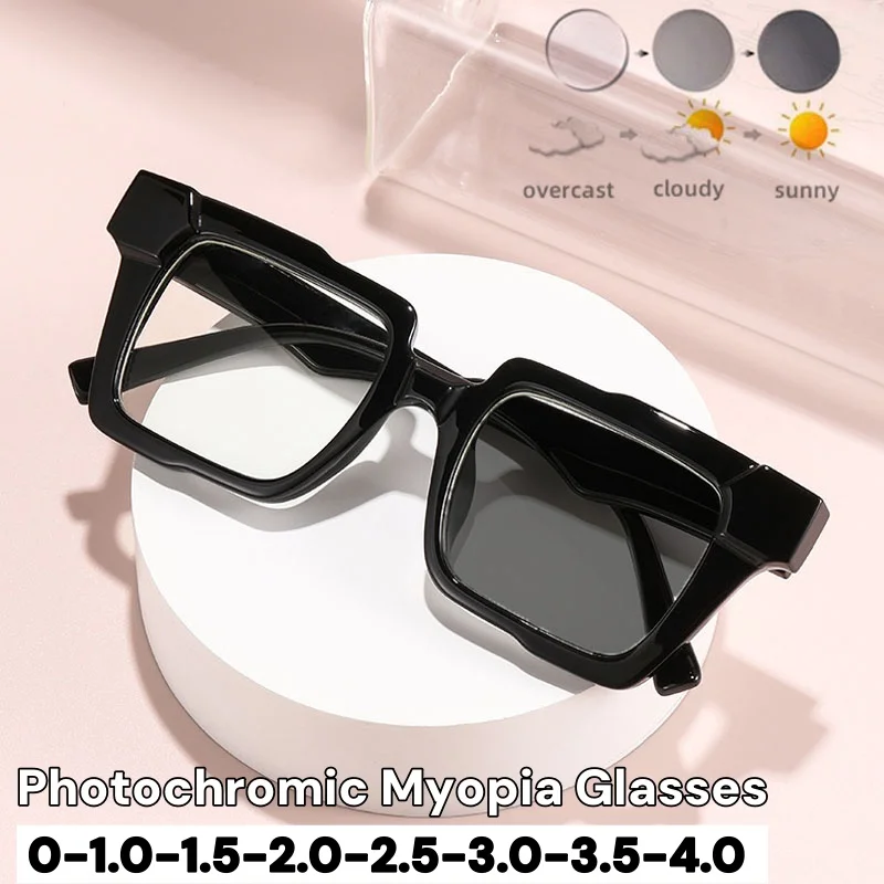 

Square Full Frame Photochromic Myopia Glasses Stylish Designer Luxury Color Changing Anti-blue Light Female Glasses Diopter +4.0