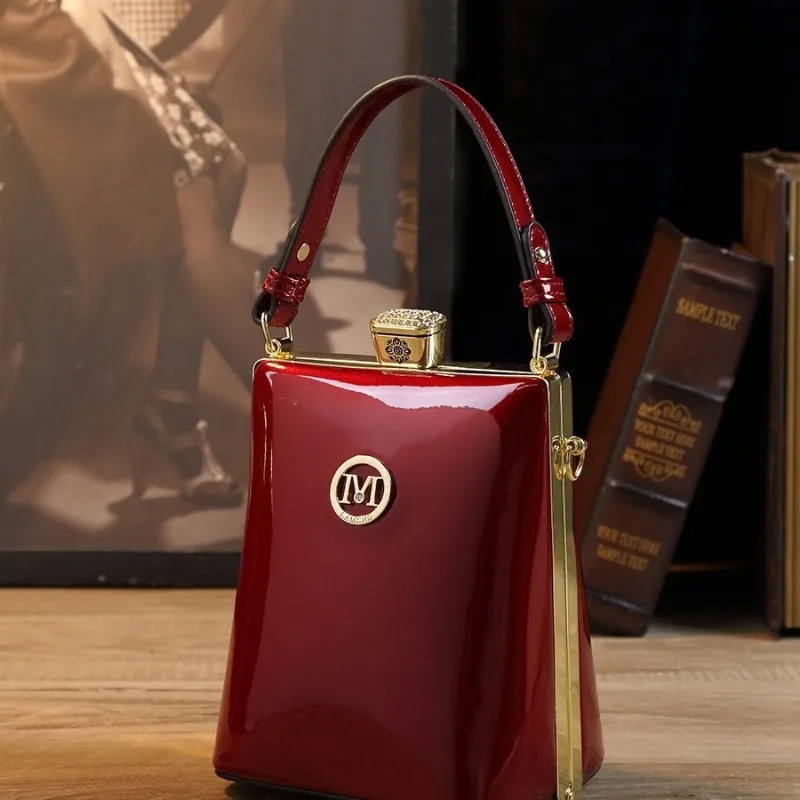 Designer Luxury Brand Street Trend Vertical Handbag Mobile Phone Bag Patent Leather Bright Shoulder Crossbody Bags for Women