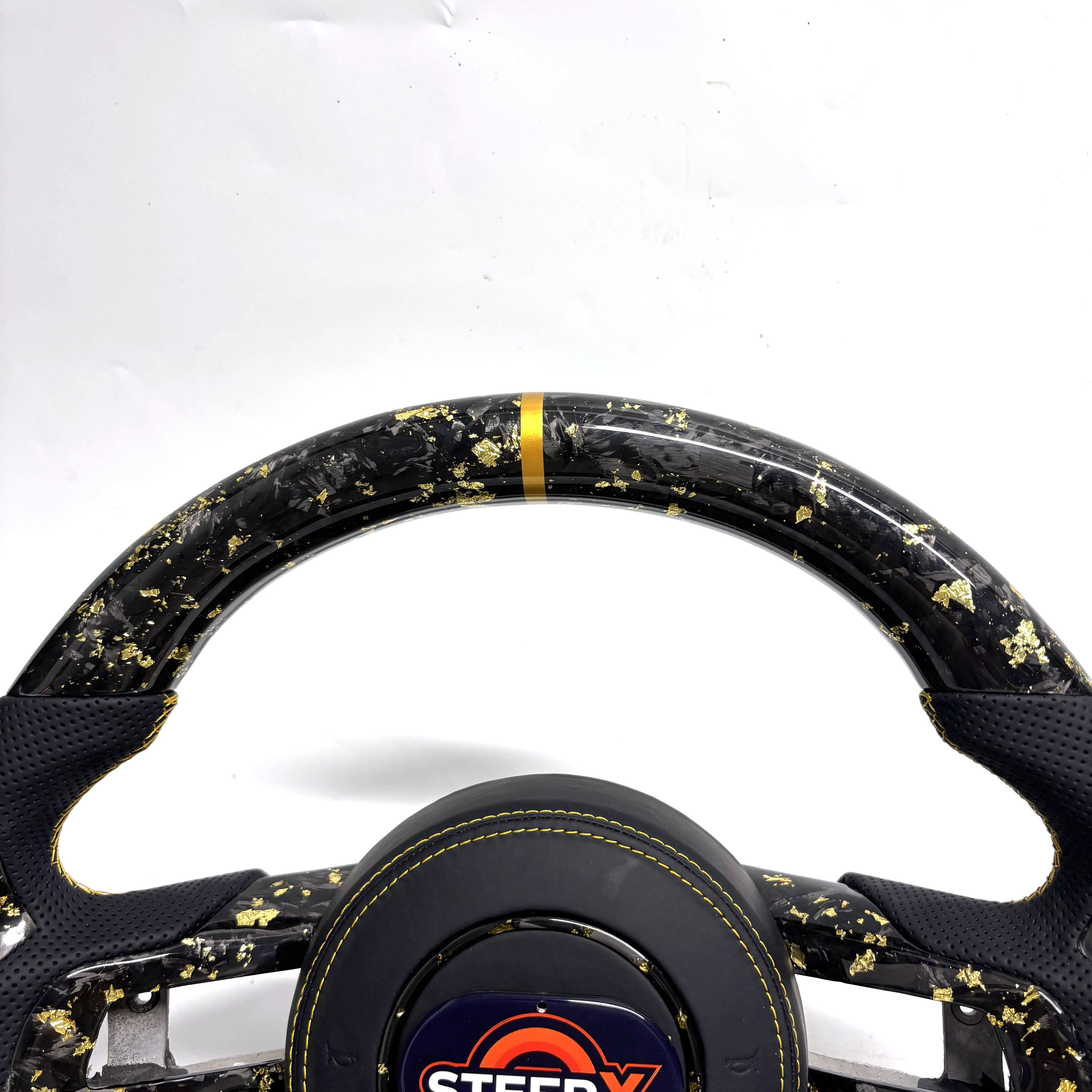 عجلة قيادة جلدية مثقوبة من ألياف الكربون لسيارة فورد موستانج 2015-2023 #5