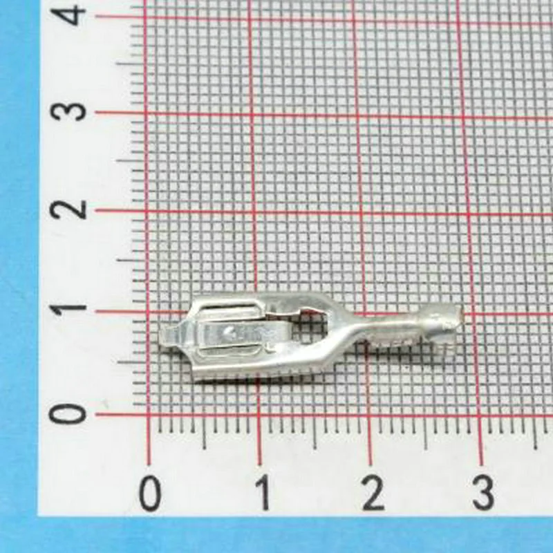 100PCS Genuine Connector 170328-1 Positive Lock 25 with lock female terminal