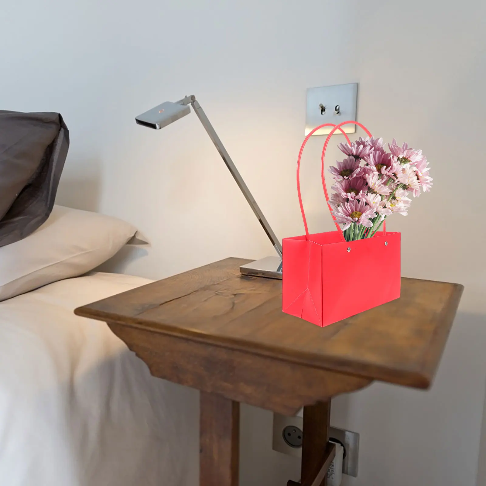 

6Pcs Waterproof Kraft Paper Flower Basket Foldable Gift Bag Flower Box Desktop Window Decoration Paper Handy Gift Bag