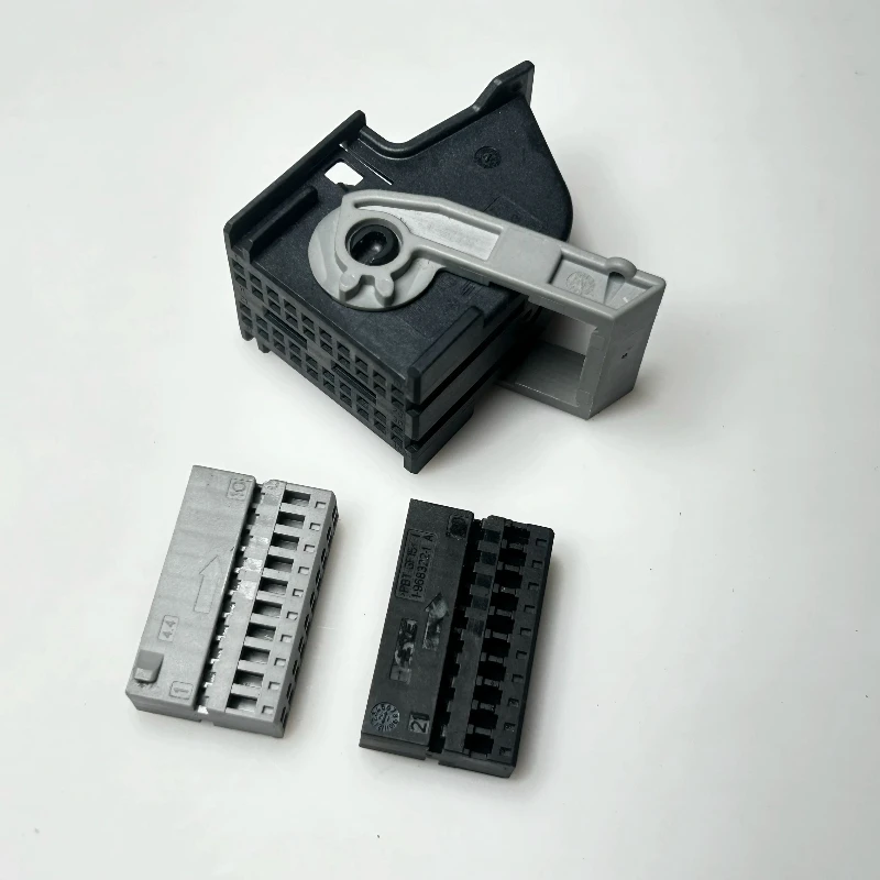 1PCS 4H0 906 231 Keyless Entry Comfort Module T40 Hole Harness Plug 1-2177291-1 1-968321-3
