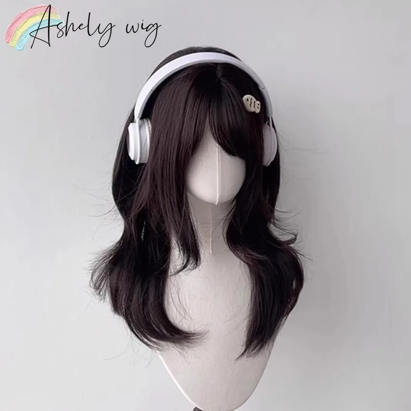 Hot-selling Wig High-end Japanese Anime Side-swept Bangs Sweet Long Straight Hair 2D Style Synthetic Wigs High Temperature Fiber