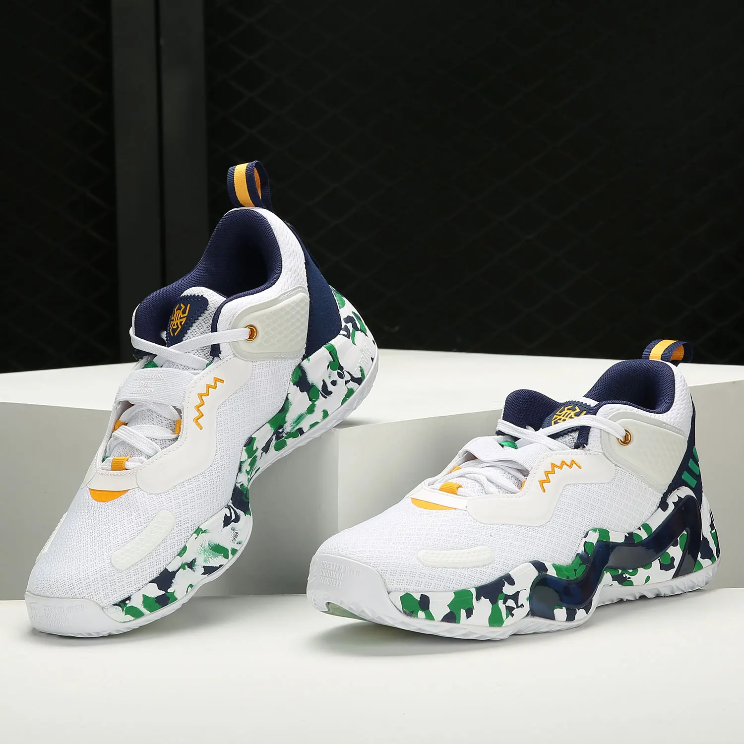 

Adidas Genuine Men's Mitchell Combat Boots Wear-resistant Basketball Shoes GV7258