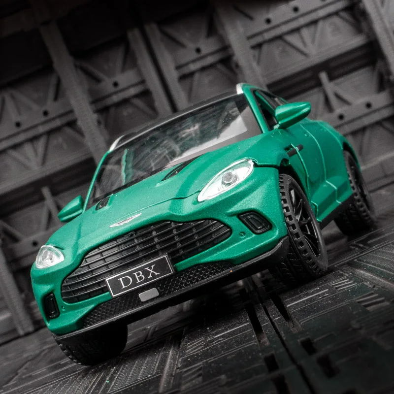 

1:32 Aston Martin DBX alloy car model has simulated sound and lighting functions, rich details, fine workmanship
