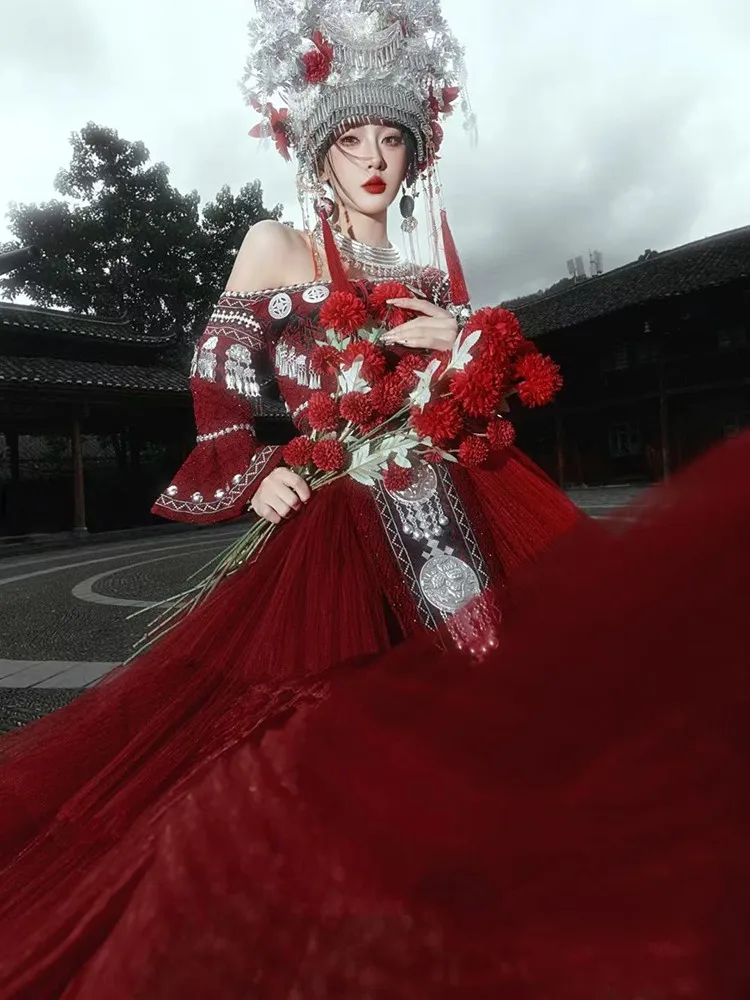 New ethnic-style clothing headwear photography bride's wedding dress