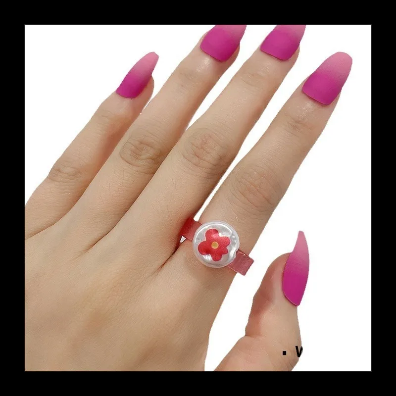 مجموعة خواتم مطبوعة من سبائك الذهب واللؤلؤ المطلي بالذهب بتصميم أصلي للنساء، قلب من الراتنج