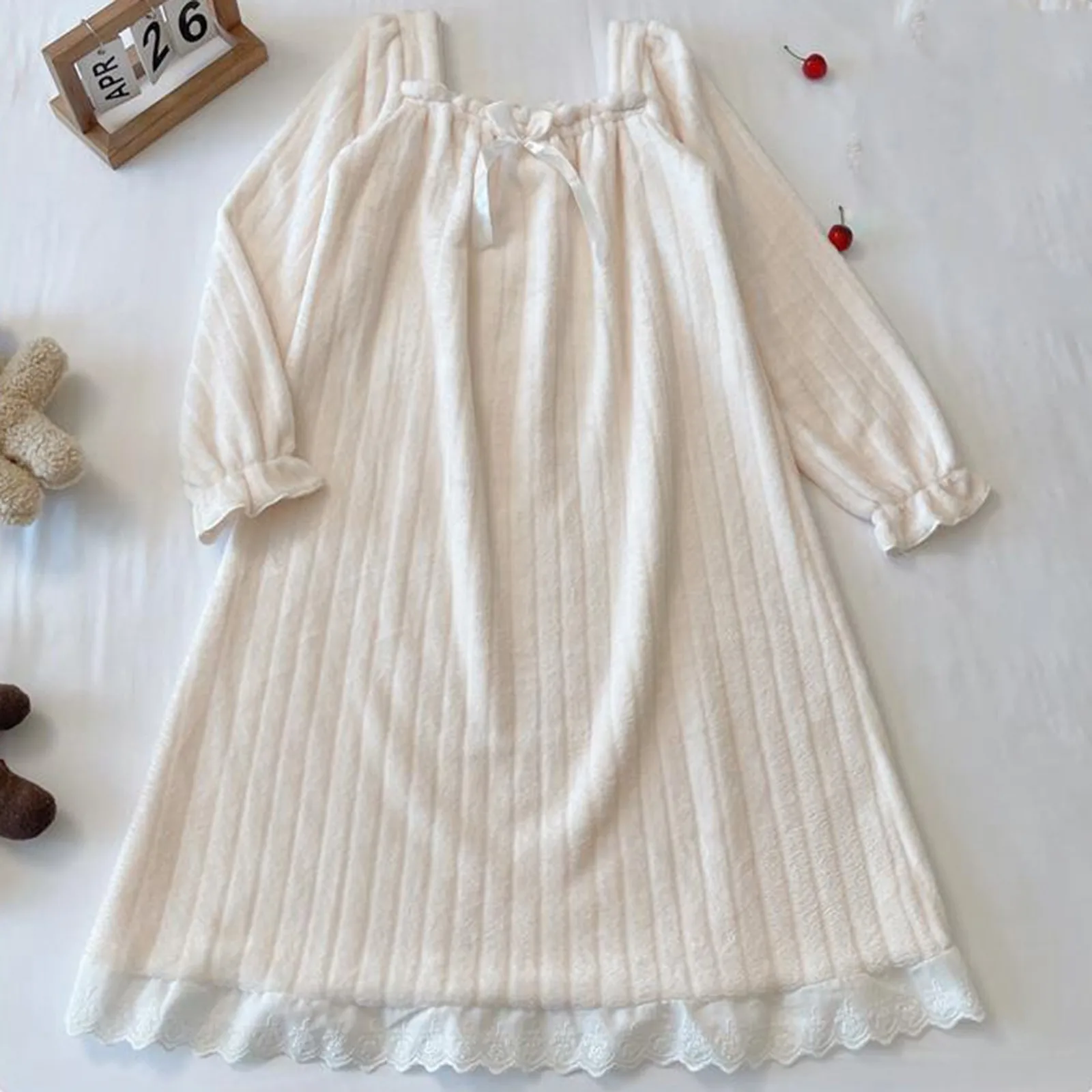 Cute Sweet Flannel Princess Sleep Dress Autumn Winter Warm Soft Long Sleeve Square Neck Nightgown Outdoors Homewear Nightdress