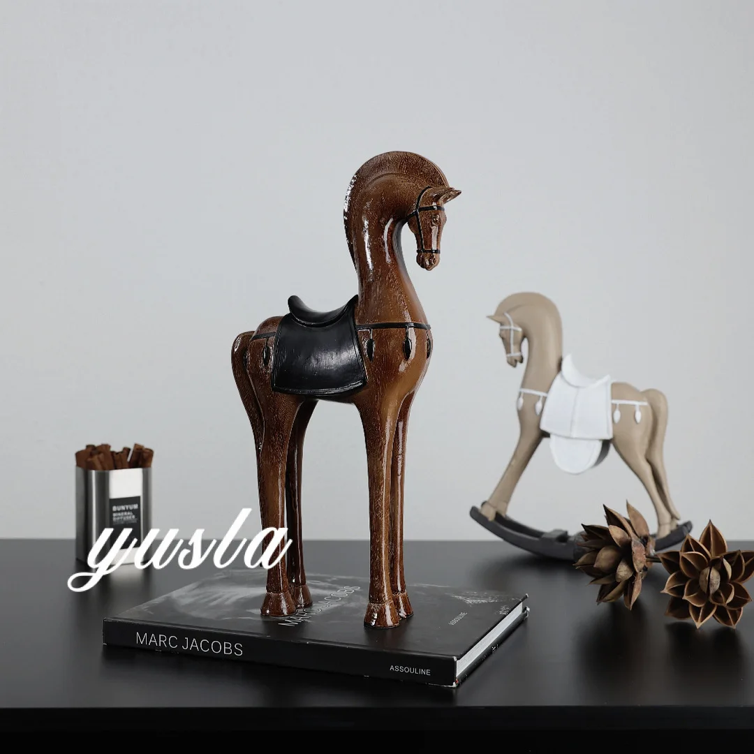 

Cross-border explosion Chinese horse living room TV cabinet study office sales office children's room French ornaments