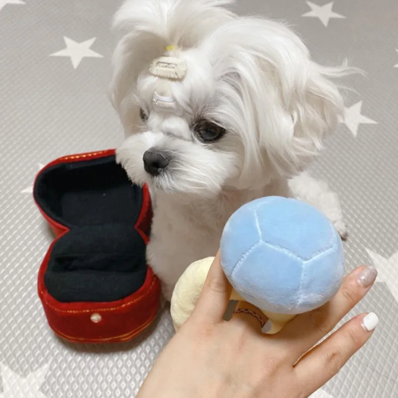 Squeaky Stuffed Engagement Ring Shape Dog Chew Toy Soft Cleaning Massage Supplies Pet Plush Ring Molar Pet Supplies