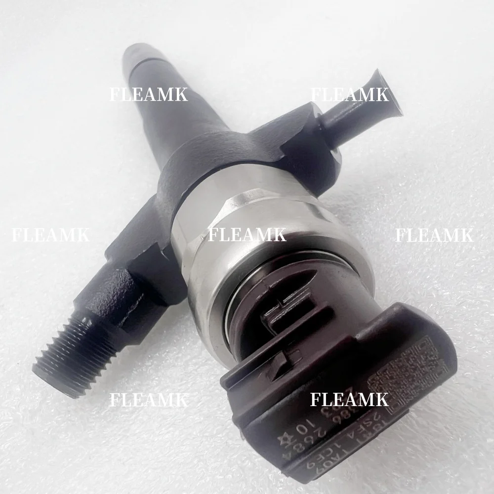 High Quality Diesel Common Rail Injector 095000-8110 1465A307