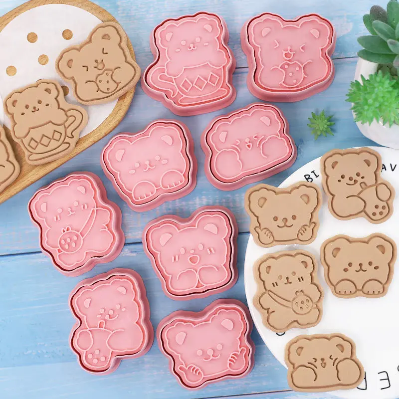 8Pcs/Set Cartoon Bear Shape Biscuit Mold 3D Hand Pressure Cookie Mold Dessert Fondant Cake Baking Decoration Tools