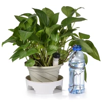 Estacas de riego automático para macetas