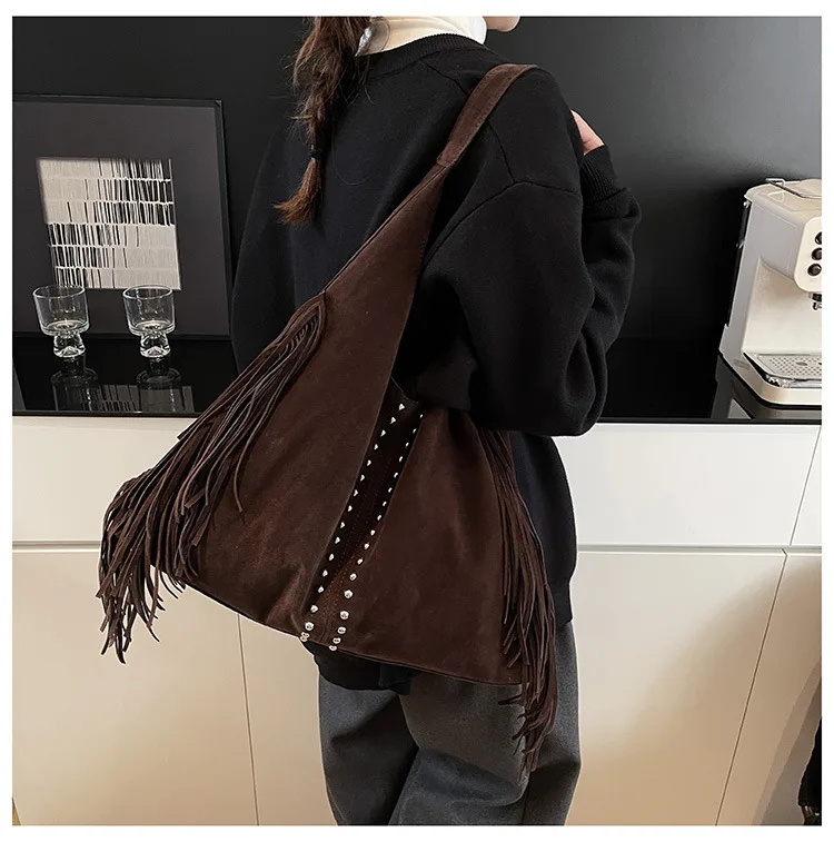 Damenhandtasche mit langen Quasten, große Kapazität, weiche Kunstwildleder-Schultertasche für Damen, Handtasche für Pendler, Hobo-Tasche, Einkaufstasche, Bolsas – Detail 24