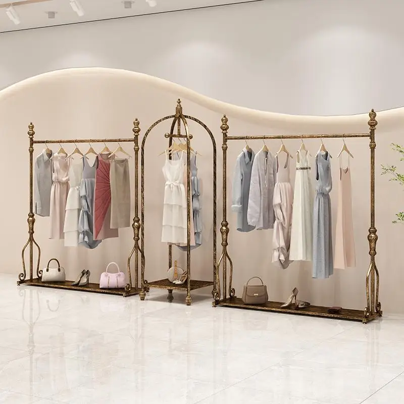European wrought iron retro clothing rack clothing store display rack bronze hanger enlarged bold floor clothing rack