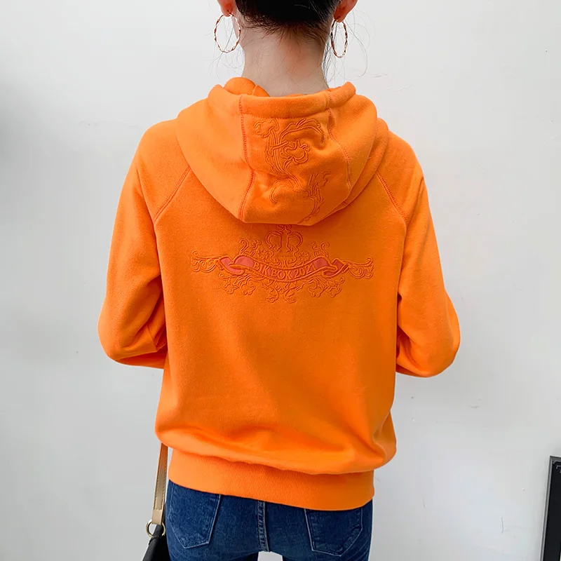 Nova camisola com fecho de correr para mulher no outono e inverno Moda Casaco com capuz de manga comprida Plus de veludo Sweatshirt casual solta e fácil de combinar