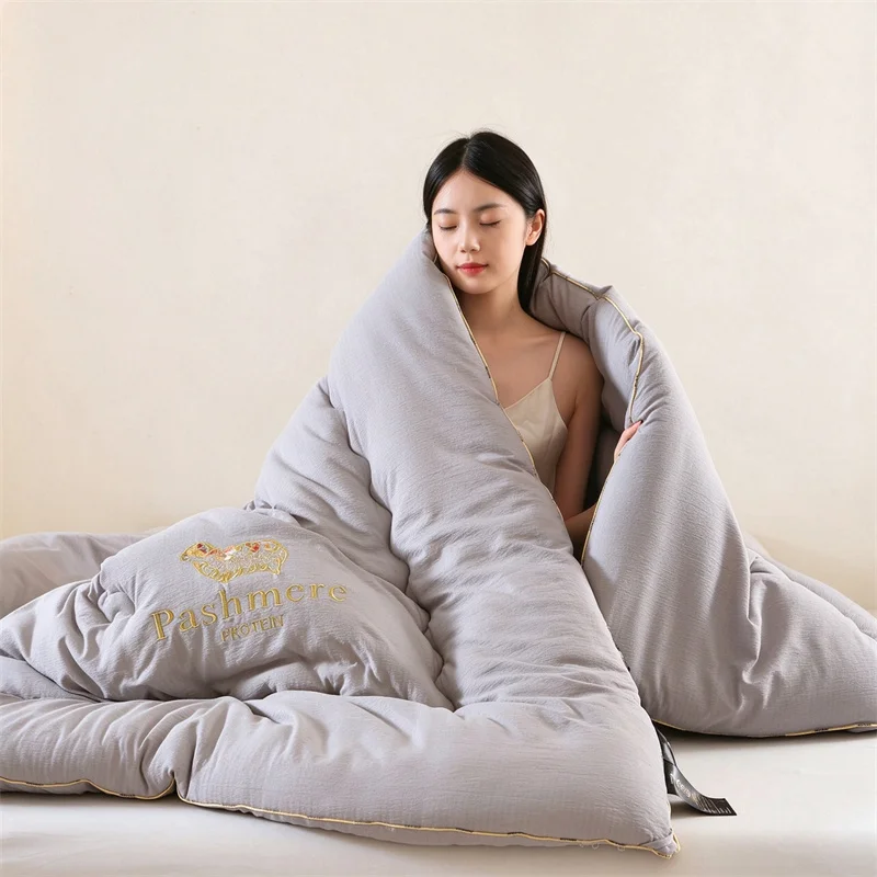 New autumn and winter wool quilt core, cashmere protein thick blanket, thick and warm blanket core, universal for all seasons