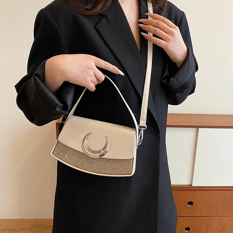 

2025 Euro-American New Style Retro Magic Moon Underarm Bag - Light Luxury Niche High-Texture Shoulder Messenger Bag