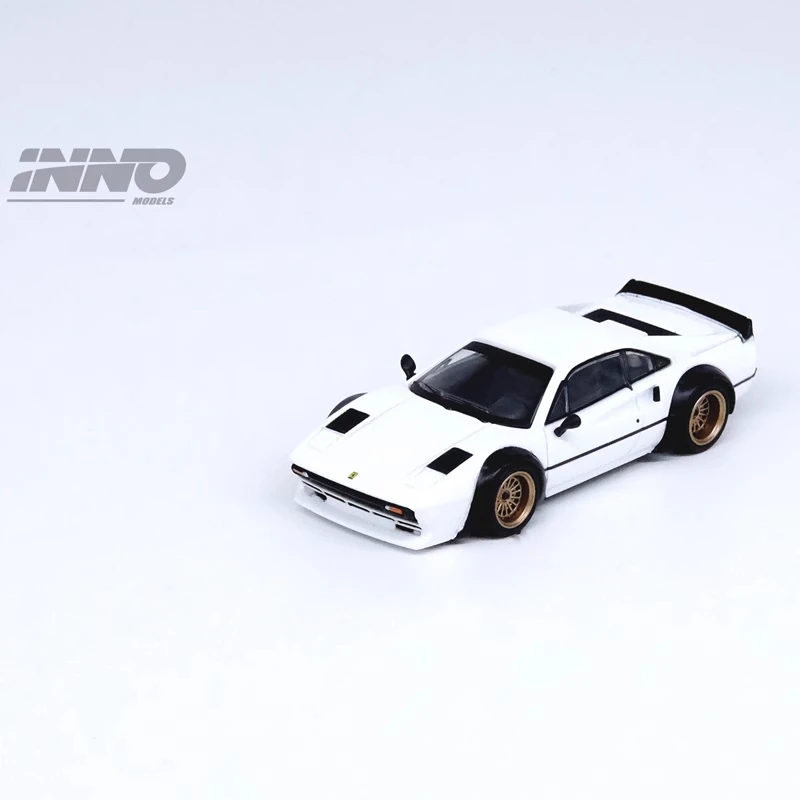 INNO64 MODELY 1:64 LBWK 308 GTB WhiteIN64-LBWK308-WHI odlewany stop model samochodu prezenty