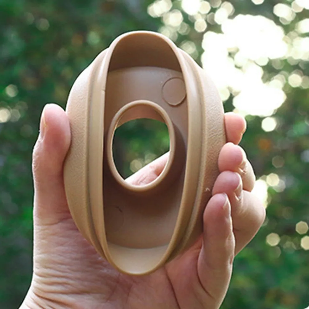 Aesthetically Pleasing Clear Plastic Flower Pot Suitable For Various Home Environments While Supporting Healthy For Growth