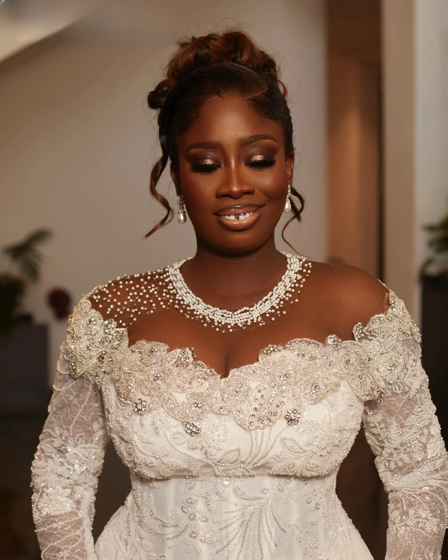 Customized  Africa Sparkly Beads Crystals Wedding Dress with Removable Skirt Vestido De Casamento Full Sleeves  Bridal Gown