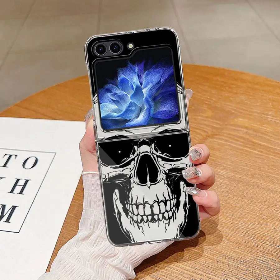 Phone Funda Case for Samsung Galaxy Z Flip 8 Flip5 Z Flip 7 6 5 4 3 Flip6 Flip3 Flip7 FE Flip4 Cool Skull