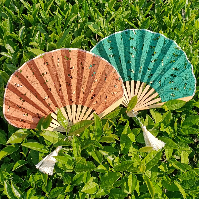 Mini Shell Folding Fan Household Products with Cheongsam Decoration Personalized Wedding Hand Fan Portable Hand Fan for Women