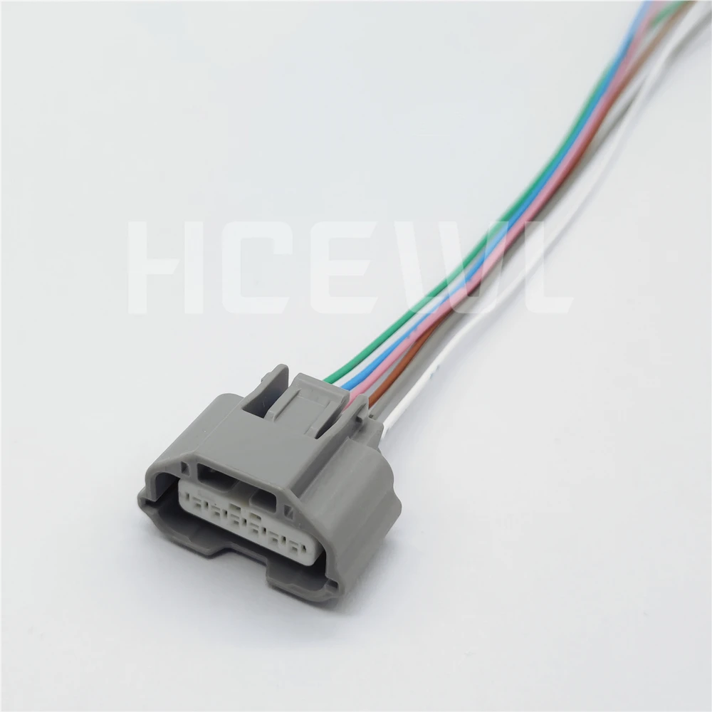 High quality original car accessories 7287-3839-40 6P car connector wire harness plug