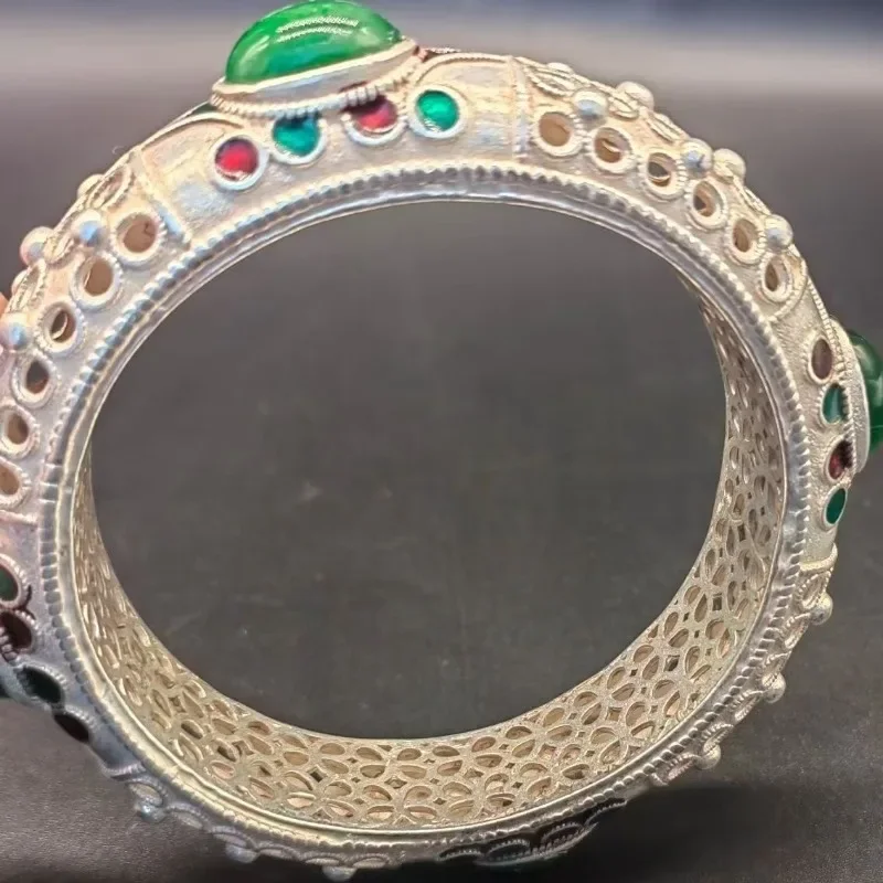 Old Tibetan Silver Inlaid Red and Green Agate Closed Bracelet Men and Women Personalized Fashion Jewelry Gift