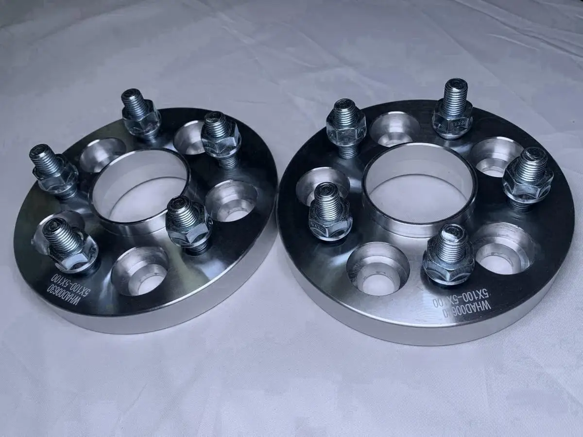 2pcs 20mm adattatori per ruote distanziatori PCD 5x108 a 5x112 Hub Centric 63.4-66.6mm perni ad alette M12x1.5