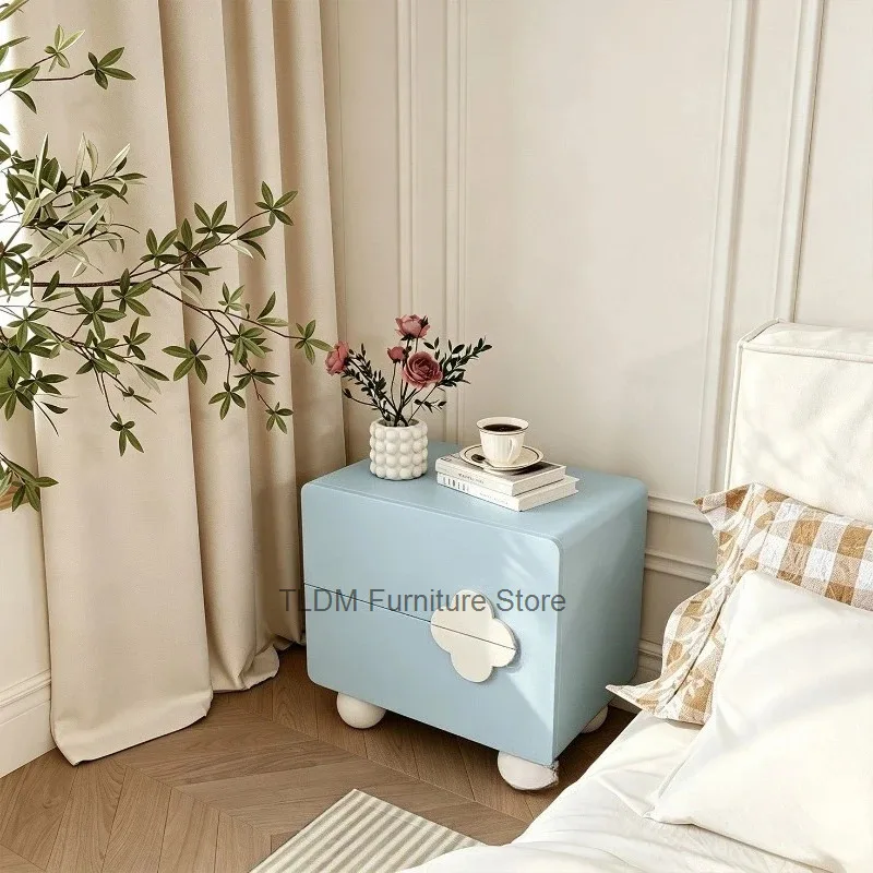 Cute Macaron Color Nightstand Four-Leaf Clover Full Rounded Edge Minimalist Bedroom Sofa Corner Decor Accent Table