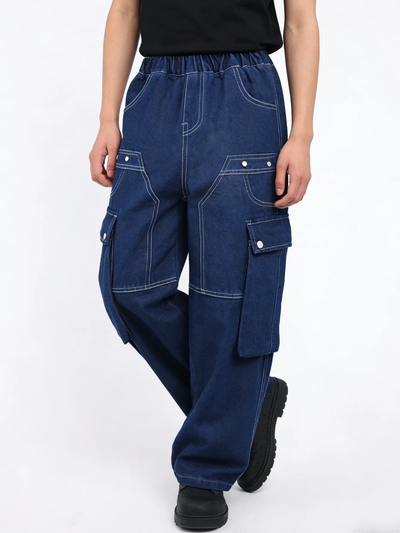Boys' and teenagers' spring loose-fitting workwear jeans, suitable for daily wear, school, leisure, and outdoor activities