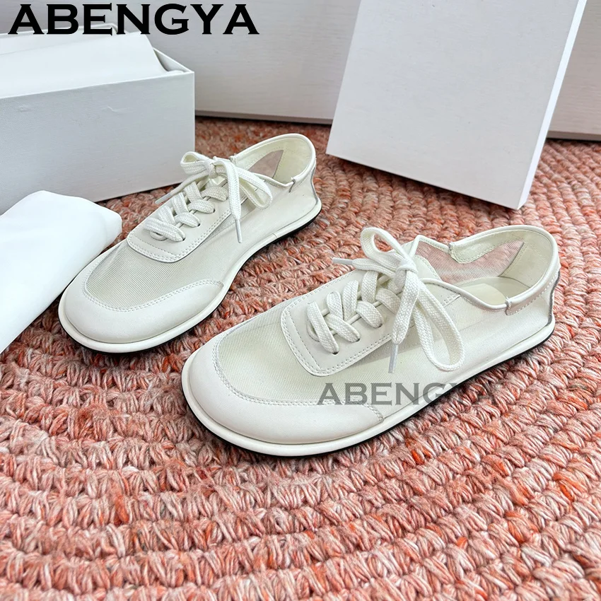 New Lace Casual Breathable Running Shoes Women Summer Round Toe Lace Up Flat Shoes Comfortable Oxfords Bottom Balance Sneakers