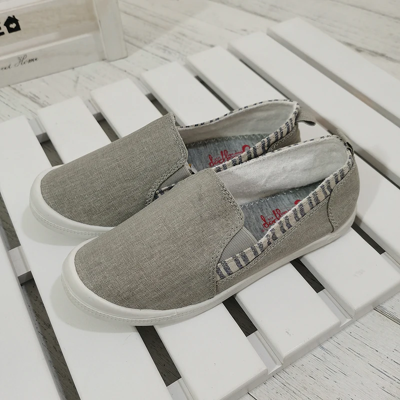 

Comfortable Canvas oe Covers Memory Insoles Women's Flat oes Easy to Wear Traditional Cloth oe for Daily Use