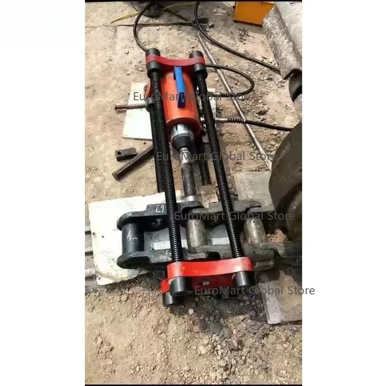 

Track Pin Press and Bush Press 2 in 1 Press