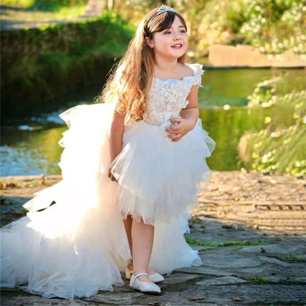 ดอกไม้Appliqueสแควร์คอแขนสั้นสายจีบดอกไม้สาวชุดกวาดรถไฟElegant First Communionชุดที่กําหนดเอง