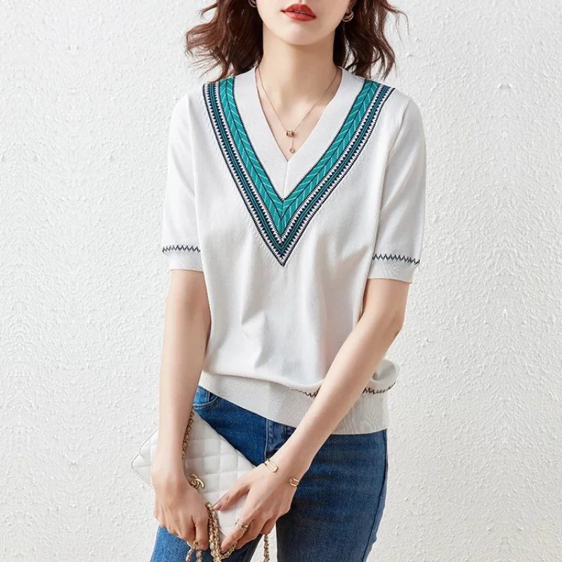 女性用Vネック半袖Tシャツ,上質でカジュアルな夏服,数色,韓 - Summer Clothing Colors のレビューと価格